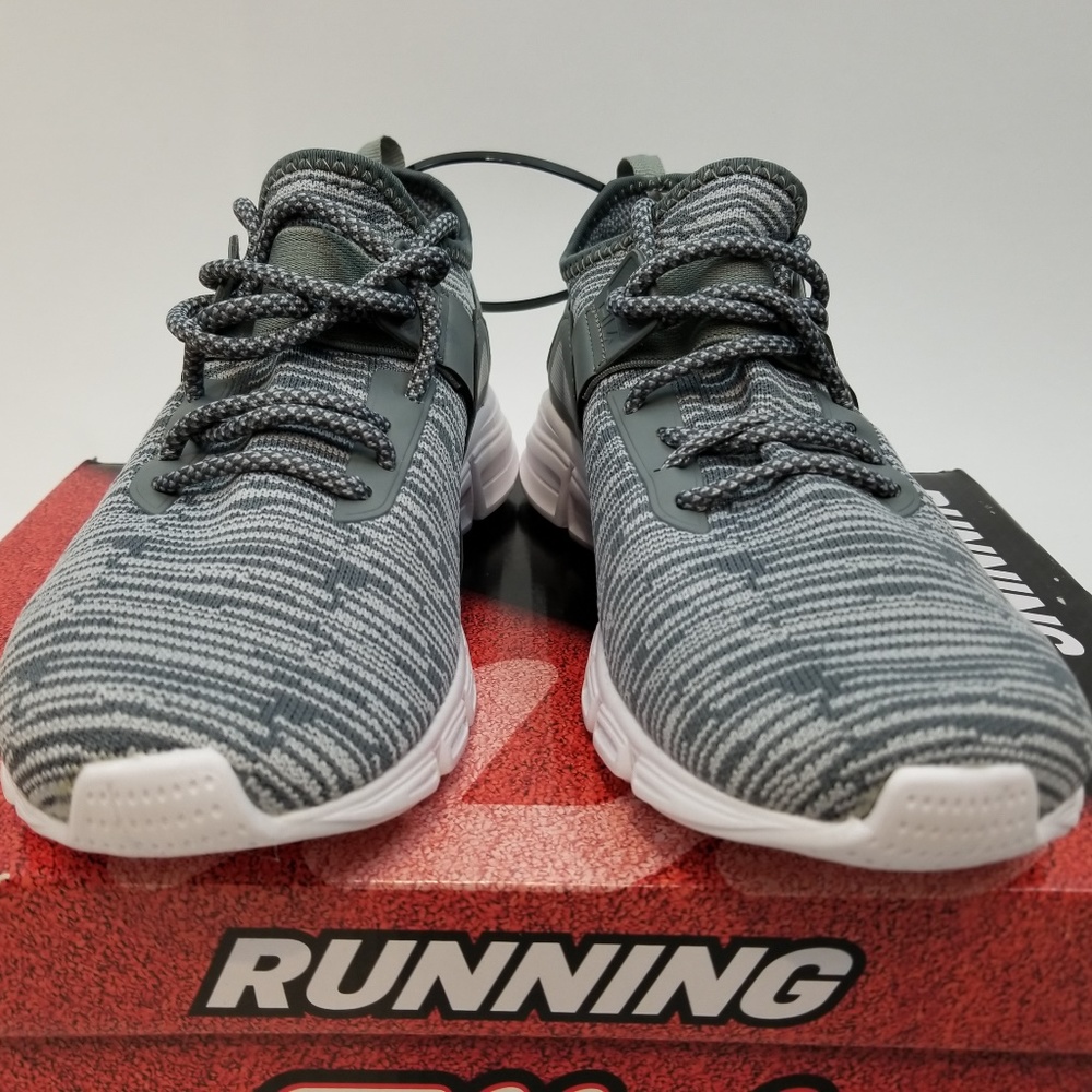 FILA Lombardi Women Sneakers Size 8.5 NWT